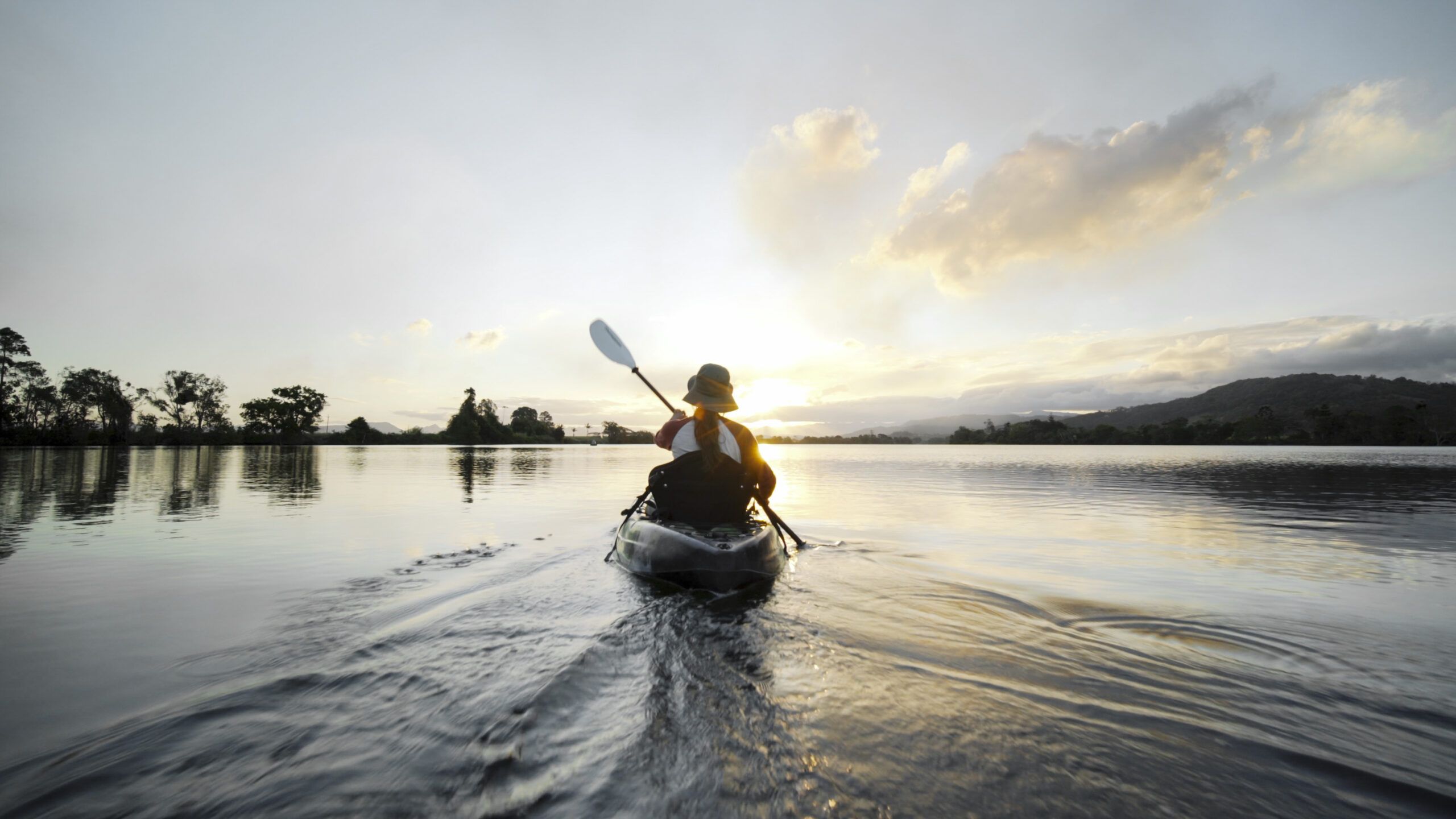 kayak hire on the tweed river